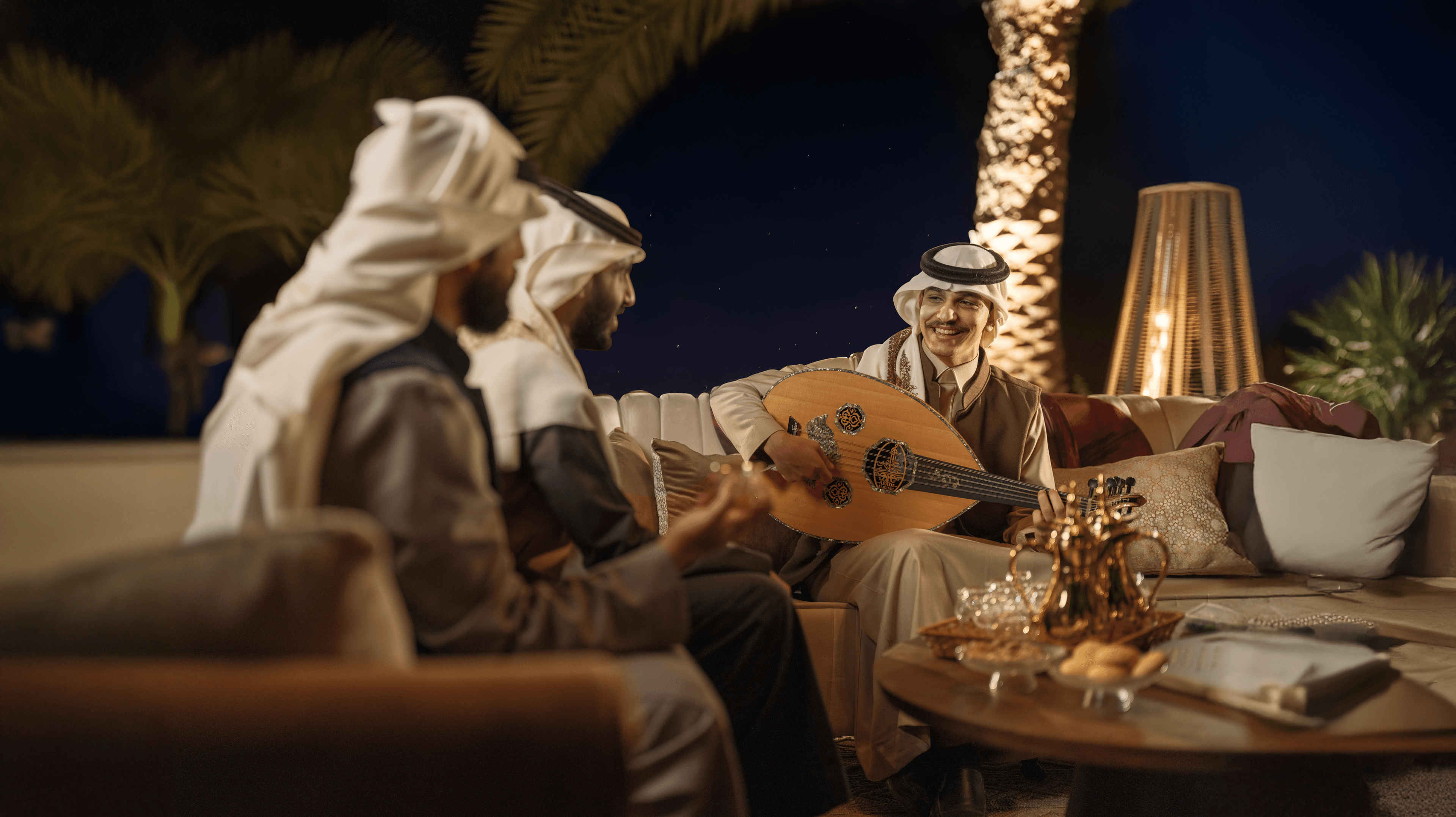 استمتع واكتشف تجارب جديدة