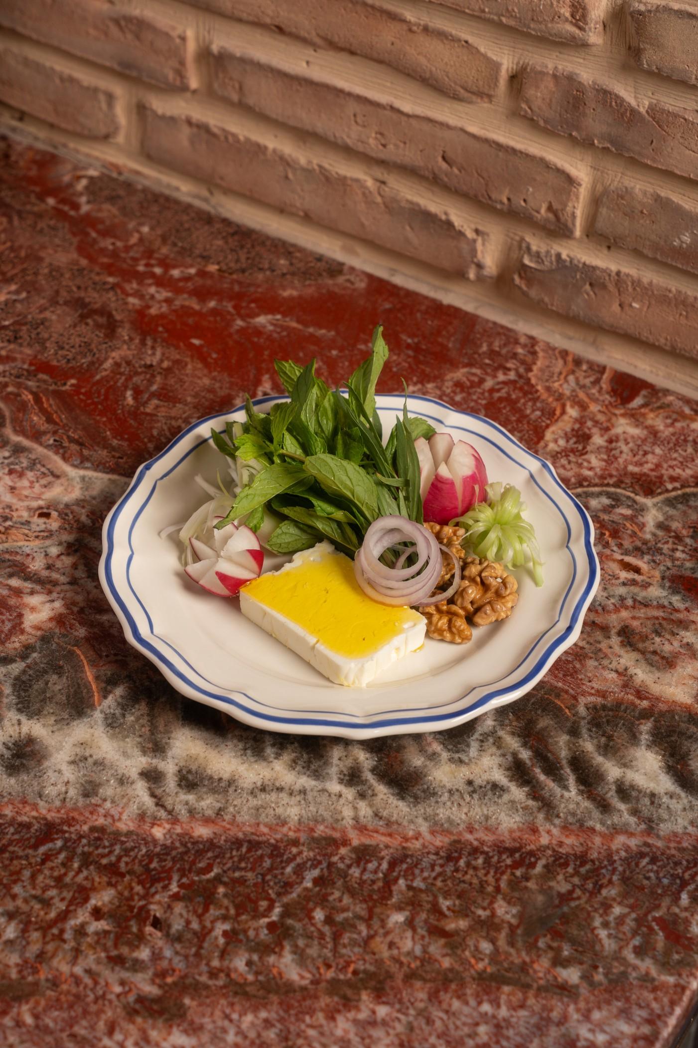 Shahnamah Restaurant - Image 4